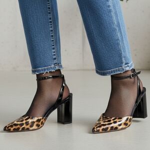 Marc Fisher 8.5 Leopard Mobwife Chic Office Siren Ankle Strap Pointed Toe Heels
